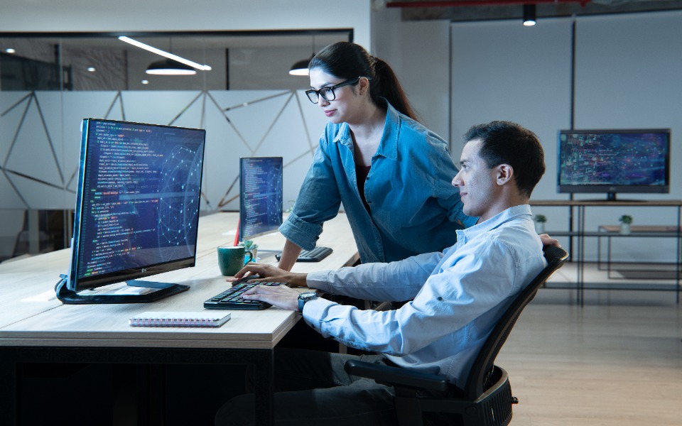 Estudio de mercado para software en Reino Unido y Alemania